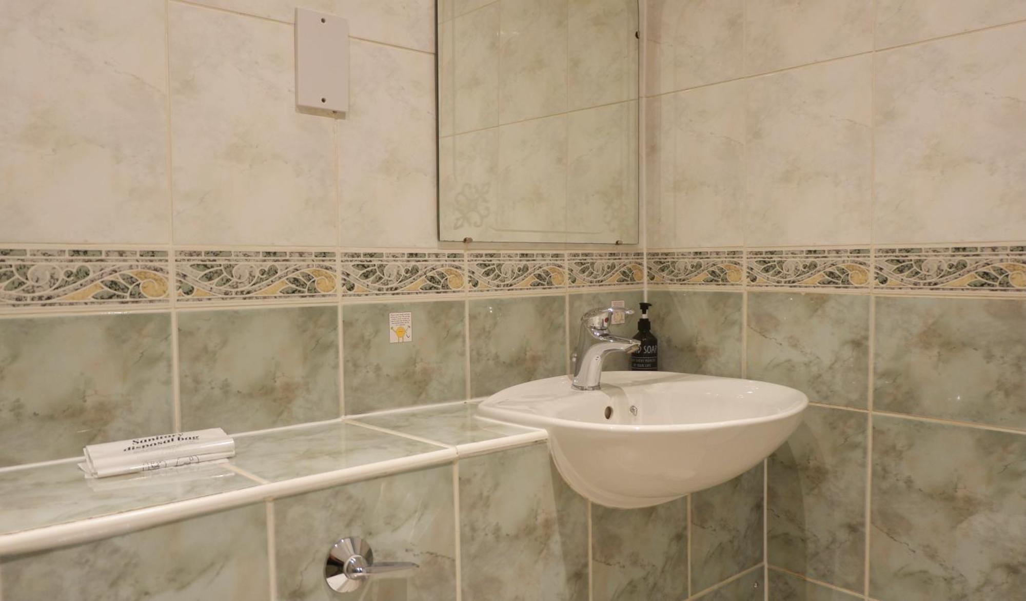 فندق 4 Friends House إدنبرة المظهر الخارجي الصورة